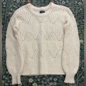 Abercrombie Cozy Cream Knit Sweater